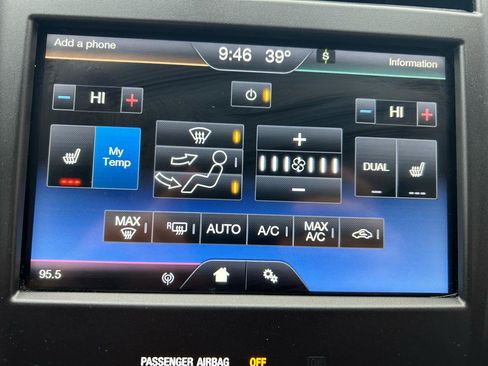 Used 2015 Lincoln MKC FWD w/ Equipment Group 101A Select image 24