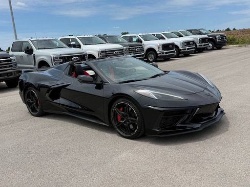 Used 2020 Chevrolet Corvette Stingray Preferred Conv w/ 2LT Preferred Equipment Group RWD image 19