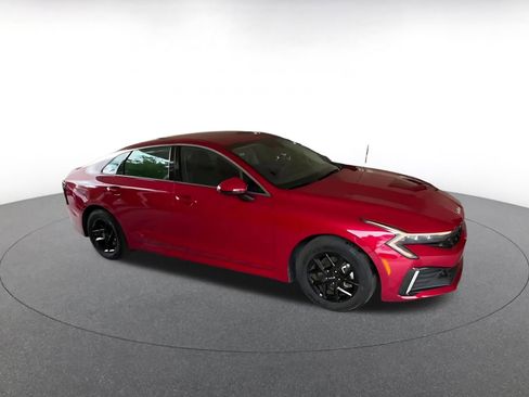 Used 2025 Kia K5 LXS image 2