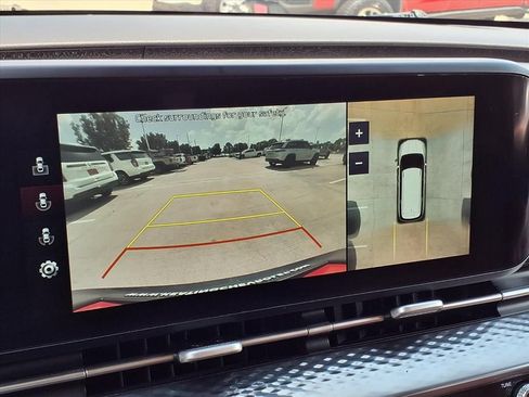 Used 2022 Kia Carnival SX Prestige FWD image 25