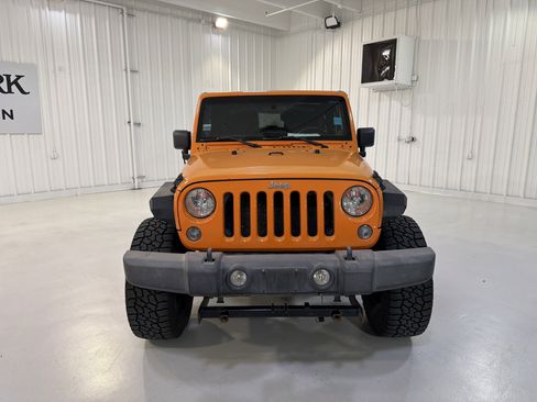 Used 2013 Jeep Wrangler Sport AWD/4WD image 8