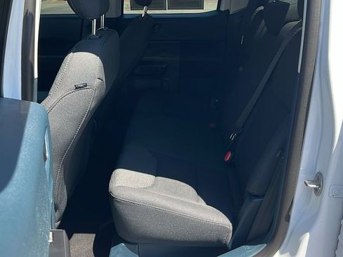 Certified 2025 Ford Maverick XL FWD image 10