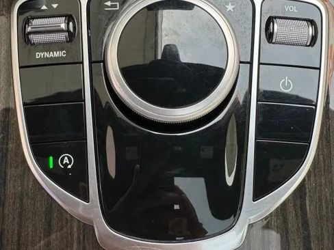 Used 2018 Mercedes-Benz C 300 Sedan image 38