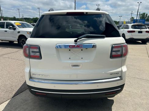 Used 2015 GMC Acadia SLE AWD/4WD image 6