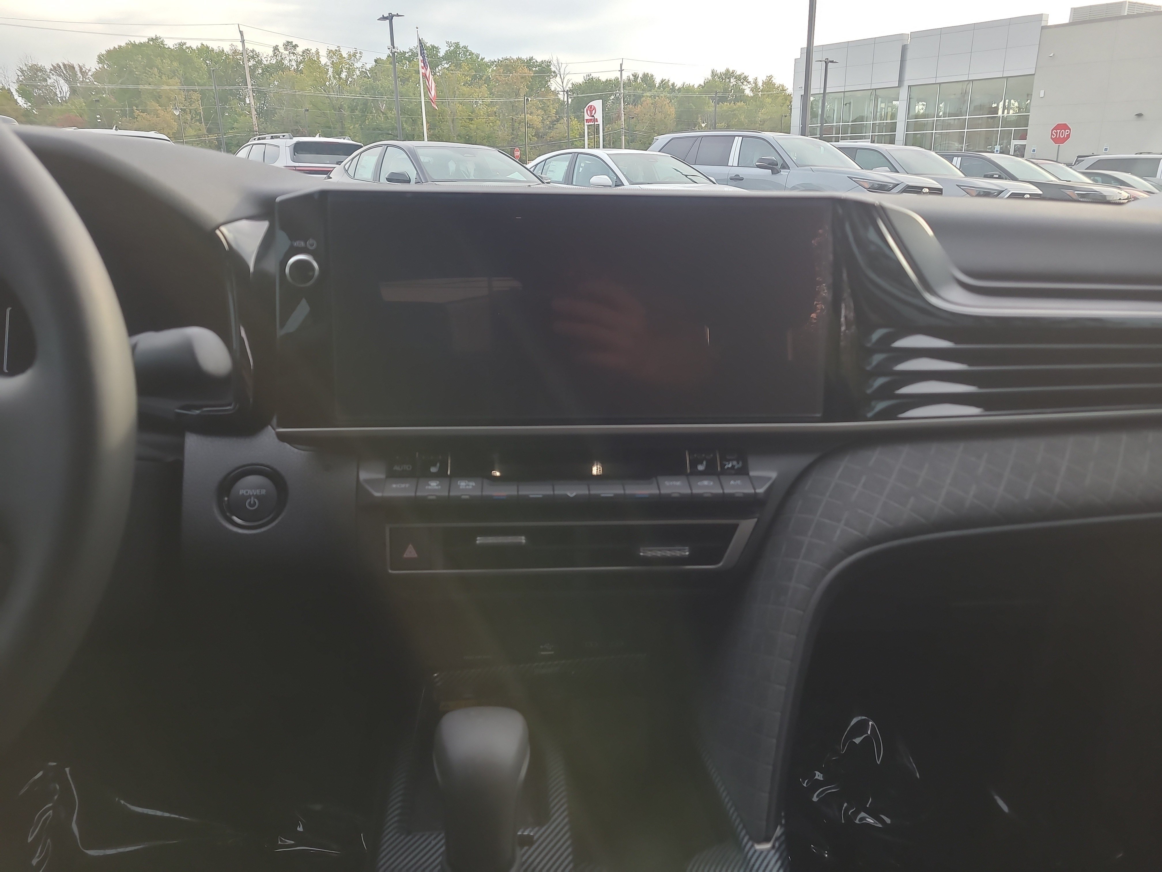 Used 2026 Toyota Camry XLE AWD/4WD image 19