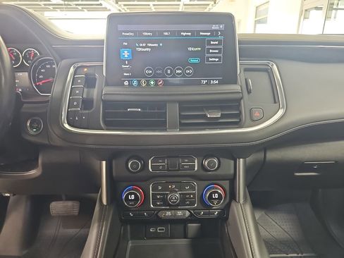 Used 2021 Chevrolet Tahoe LT w/ LT Signature Package image 27