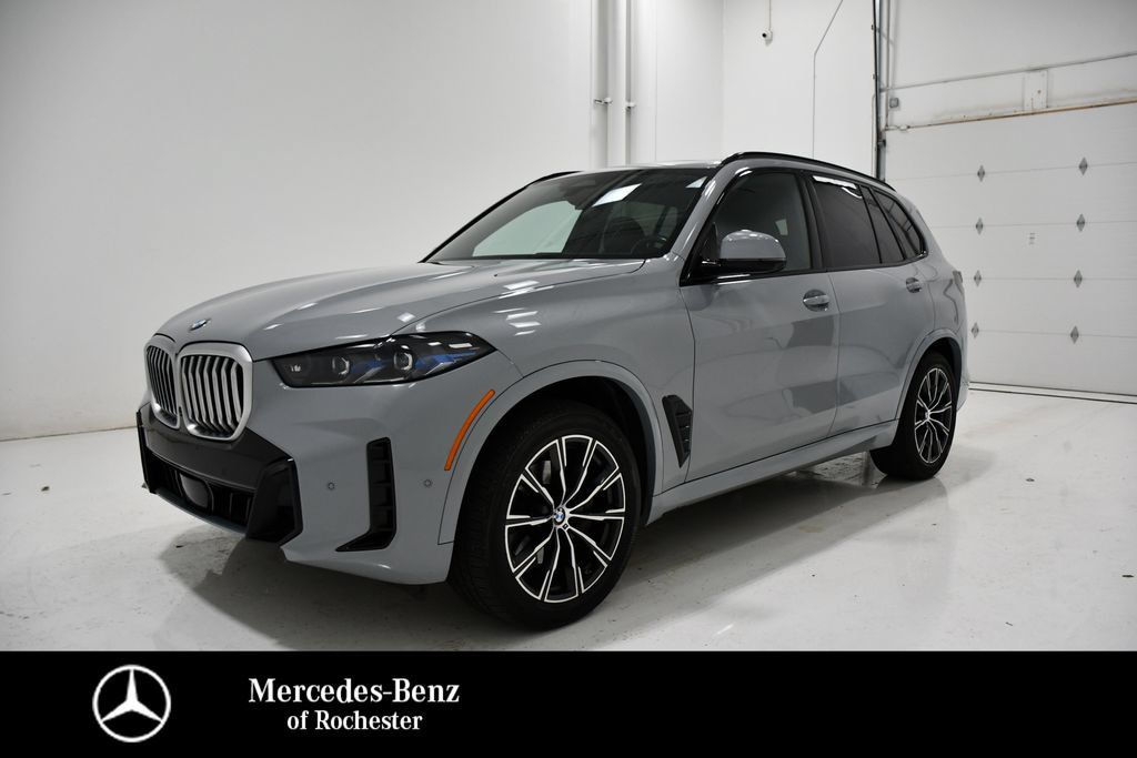 Used 2024 BMW X5 xDrive40i w/ M Sport Package AWD/4WD image 1