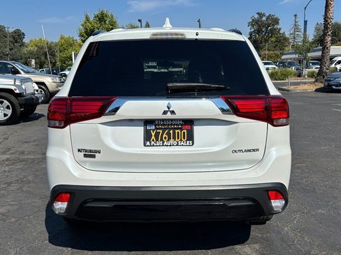 Used 2019 Mitsubishi Outlander LE FWD image 5