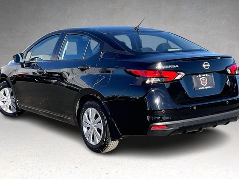 Used 2025 Nissan Versa S w/ Trunk Package image 31