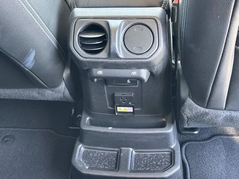 Used 2021 Jeep Wrangler Unlimited Sahara image 14