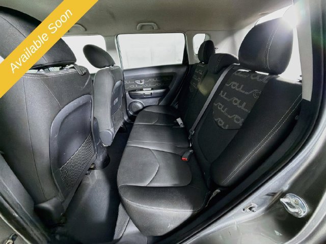 Used 2012 Kia Soul + FWD image 23