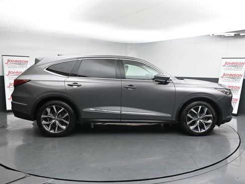 Used 2022 Acura MDX Technology image 9