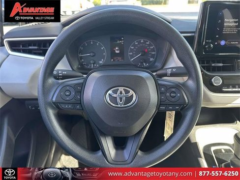 Used 2024 Toyota Corolla LE image 19