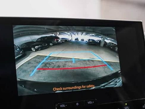 Certified 2025 Toyota bZ4X AWD image 27