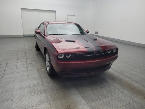 Used 2020 Dodge Challenger SXT RWD image 13