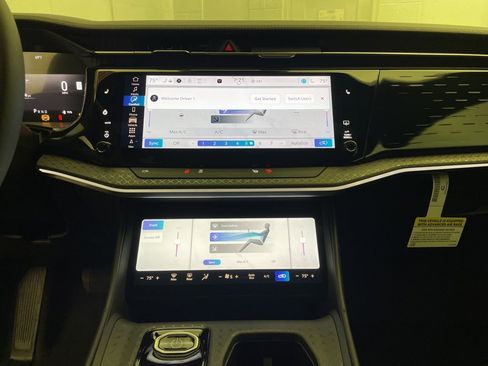 New 2025 Jeep Wagoneer S Limited image 13