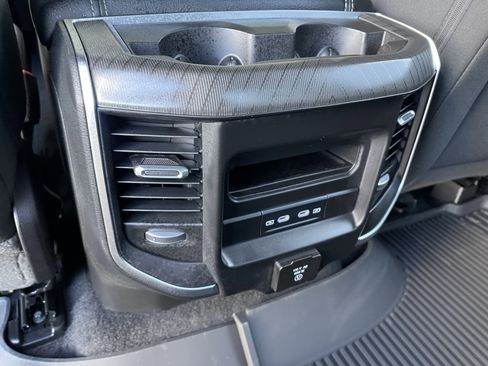 New 2026 RAM 1500 Big Horn AWD/4WD image 19