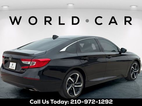 Used 2022 Honda Accord Sport image 3