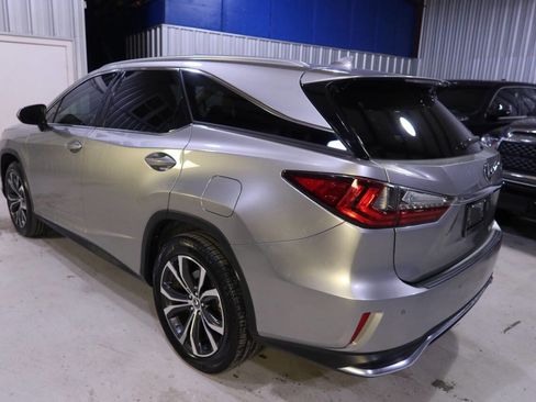 Used 2019 Lexus RX 350L FWD image 3