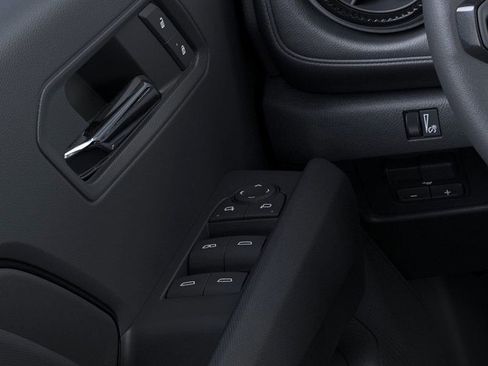 New 2025 Chevrolet Colorado LT w/ LT Convenience Package image 22