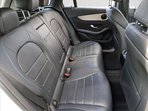Used 2022 Mercedes-Benz GLC 300 image 19