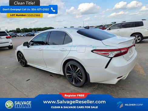 Used 2019 Toyota Camry XSE FWD image 3