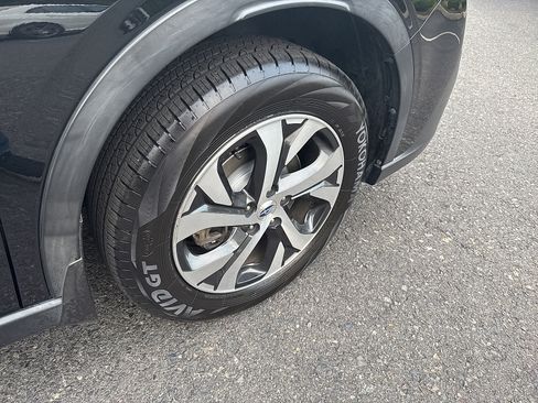 Used 2020 Subaru Outback Touring XT AWD/4WD image 18