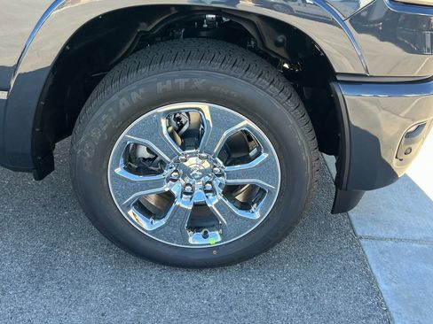 New 2026 RAM 1500 2WD Crew Cab image 11