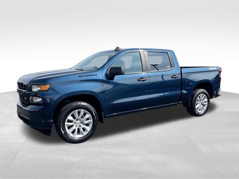 Used 2021 Chevrolet Silverado 1500 Custom w/ LPO, Dark Essentials Package AWD/4WD image 4