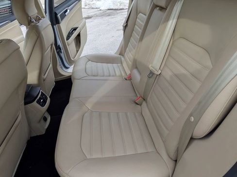 Used 2014 Ford Fusion SE w/ Equipment Group 202A FWD image 13