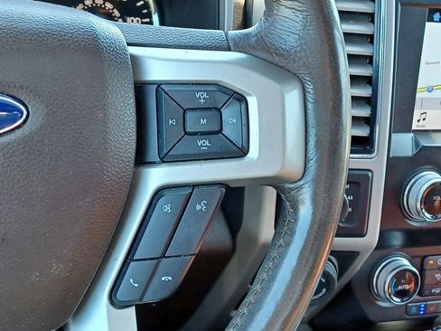 Used 2019 Ford F150 King Ranch w/ Equipment Group 601A Luxury AWD/4WD image 19