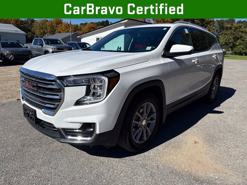 Certified 2024 GMC Terrain SLT w/ LPO, Floor Liner Package AWD/4WD image 1
