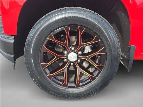 Used 2021 Chevrolet Silverado 1500 W/T w/ WT Value Package AWD/4WD image 27