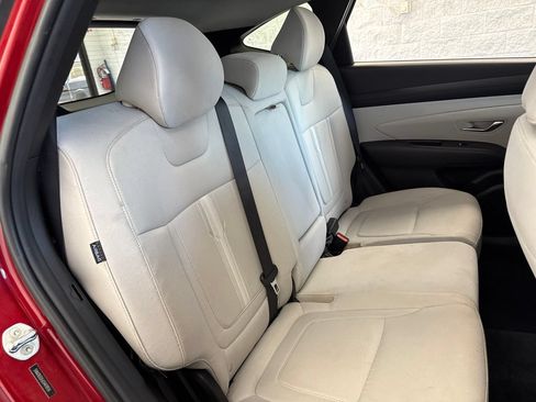 Used 2025 Hyundai Tucson SEL FWD image 42