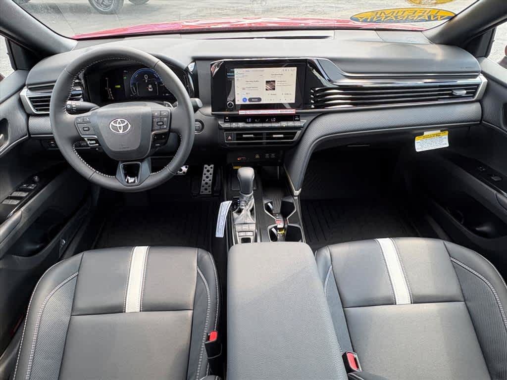 Used 2026 Toyota Camry SE w/ Convenience Package FWD image 11
