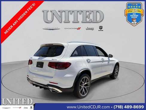 Used 2022 Mercedes-Benz GLC 300 4MATIC image 3