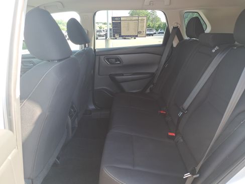 Certified 2024 Nissan Rogue S AWD/4WD image 13