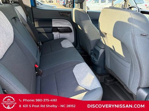 Used 2025 Ford Maverick XLT FWD image 36