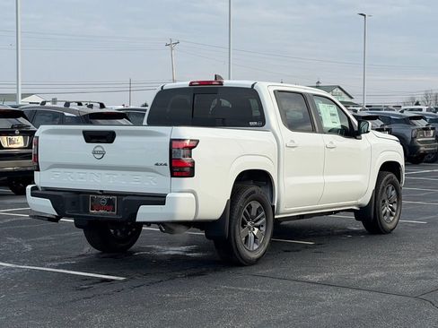 New 2026 Nissan Frontier SV w/ All-Weather Content Package AWD/4WD image 4