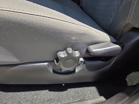 Used 2021 Toyota Tacoma SR w/ SR Convenience Package RWD image 10