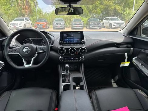 Certified 2025 Nissan Sentra SR w/ SR Premium Package FWD image 17