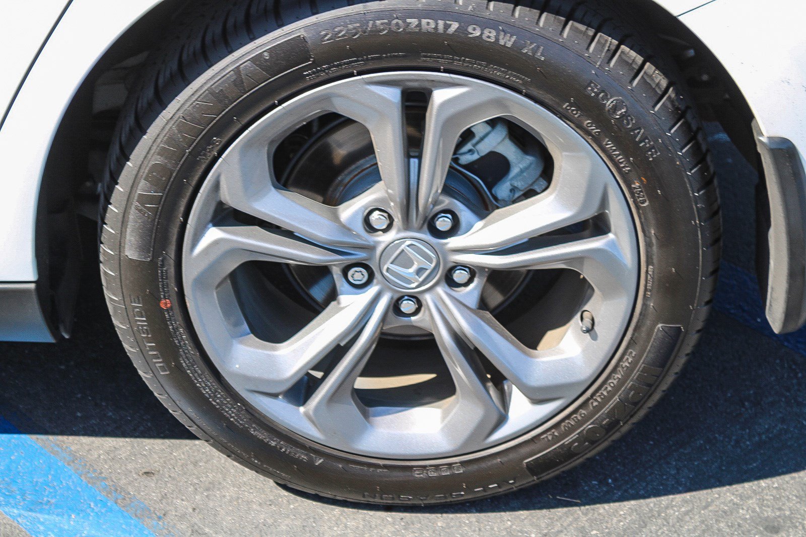 Used 2024 Honda Accord EX image 12