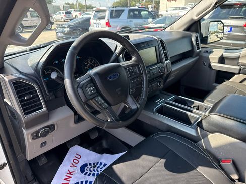 Used 2015 Ford F150 XLT w/ Equipment Group 302A Luxury image 16
