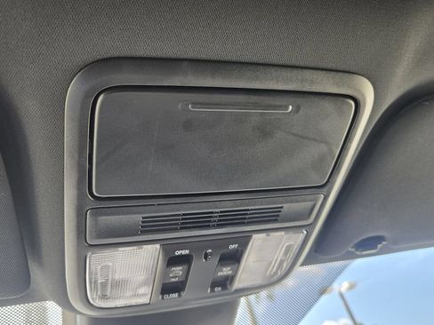 Certified 2024 Honda Odyssey Sport image 22