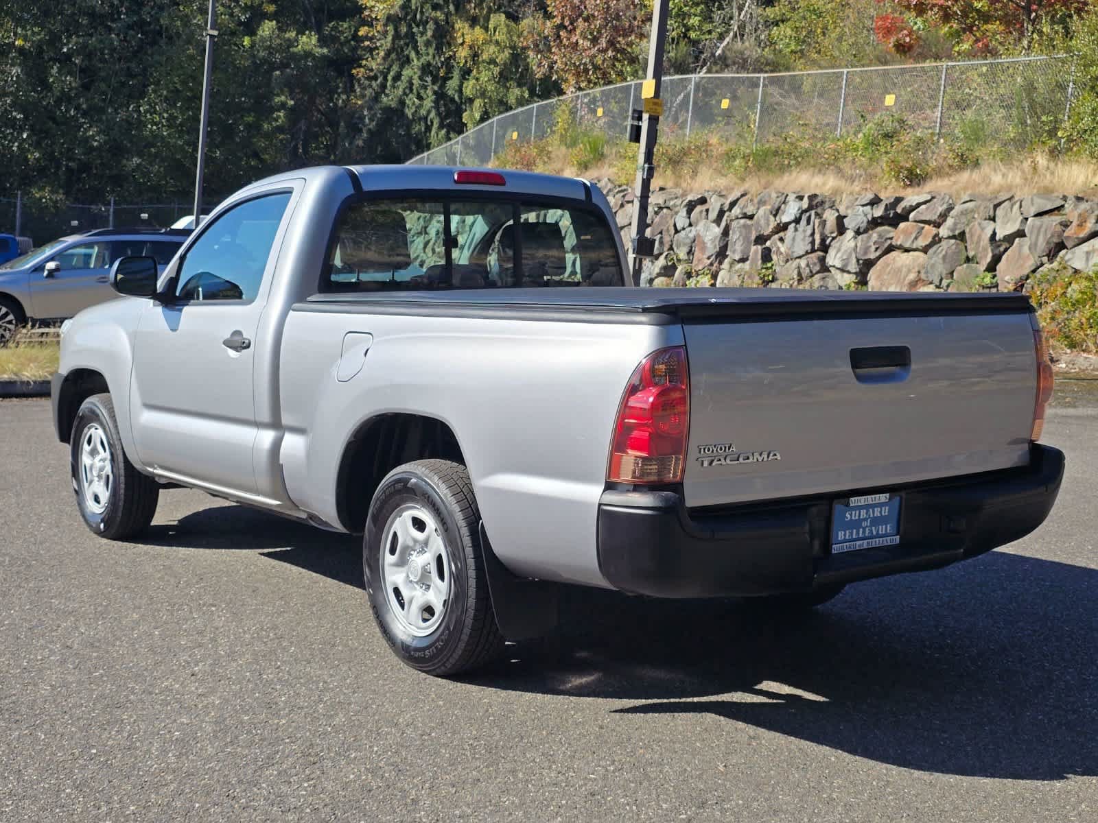 Used 2014 Toyota Tacoma 2WD Regular Cab image 4