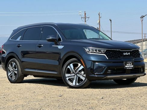 Used 2024 Kia Sorento EX AWD/4WD image 2
