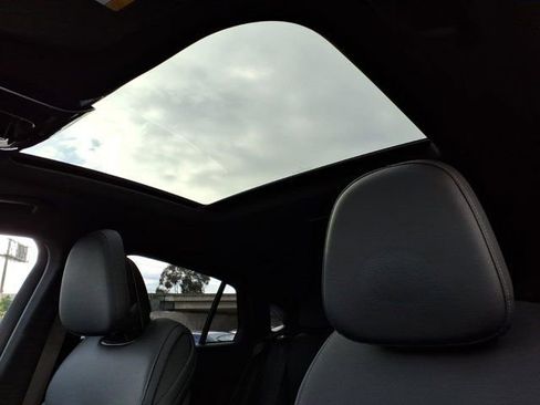 Used 2024 Mercedes-Benz GLC 300 4MATIC w/ AMG Line image 15