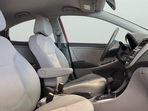 Used 2014 Hyundai Accent GLS FWD image 13