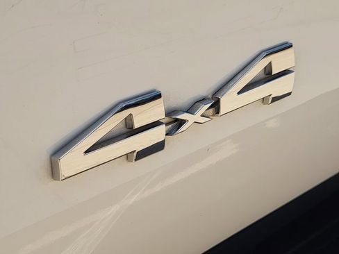 Used 2023 Toyota Tundra Limited AWD/4WD image 7