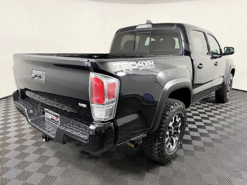 Used 2020 Toyota Tacoma TRD Off-Road w/ Technology Package AWD/4WD image 8